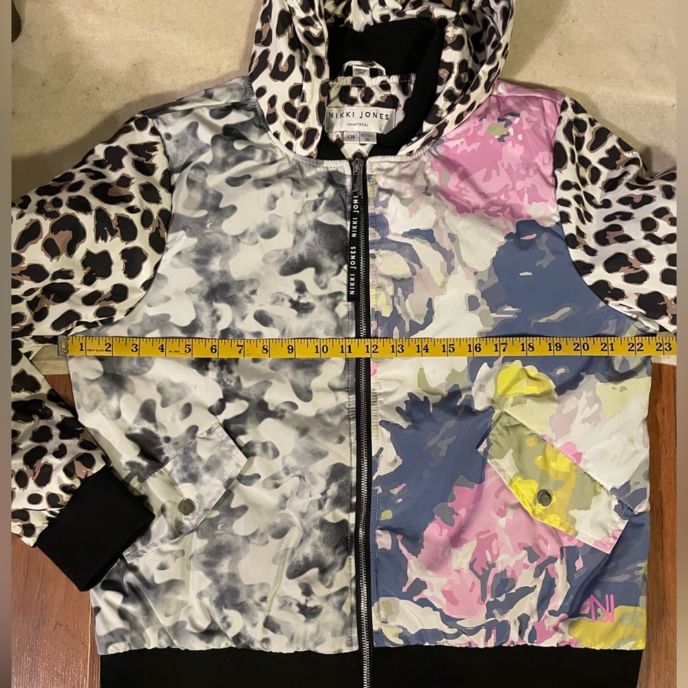 Nikki Jones mixed print puffy bomber jacket - Picture 11 of 12